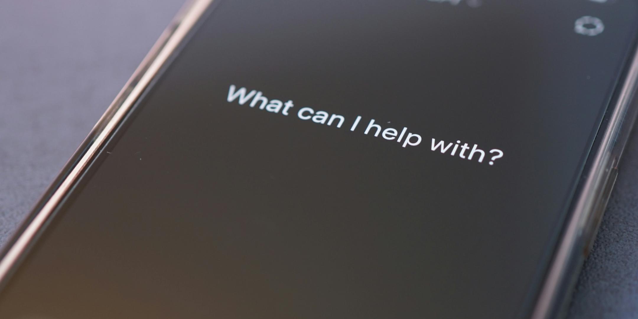 Das Handy fragt: Wie kann ich helfen?